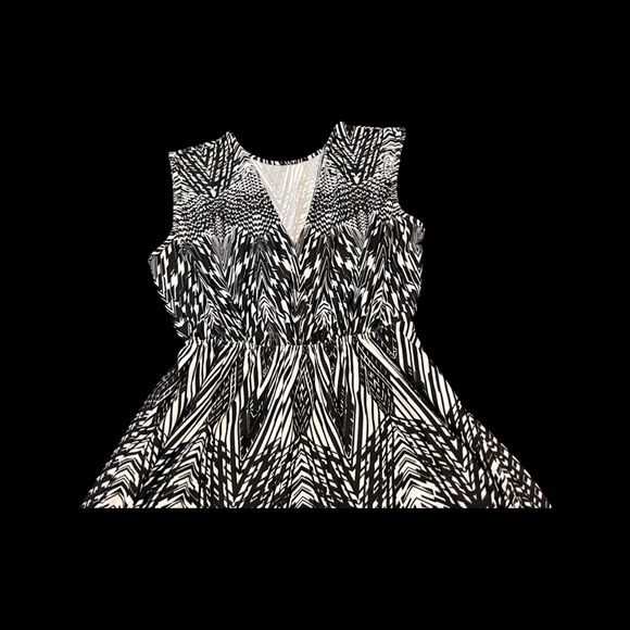 Jumpsuit - Picture 2 of 5